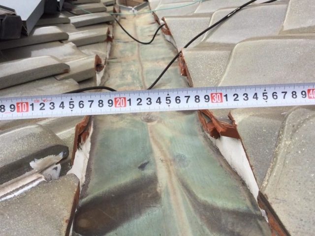 播磨町の谷板金交換にともなう計測